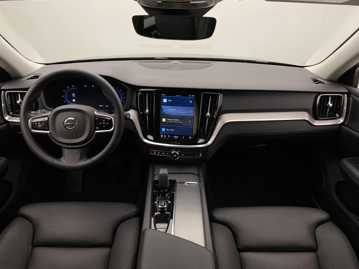Volvo V60 CC B5 AWD PLUS BRIGHT 1.maj
