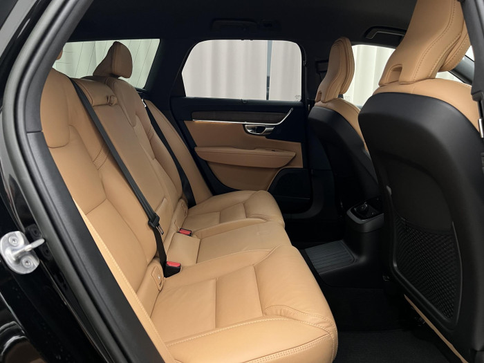 Volvo V90 T6 AWD RECHARGE PLUS DARK AUT
