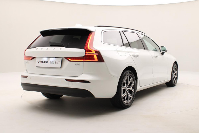 Volvo V60 B4 CORE AUT 1.maj
