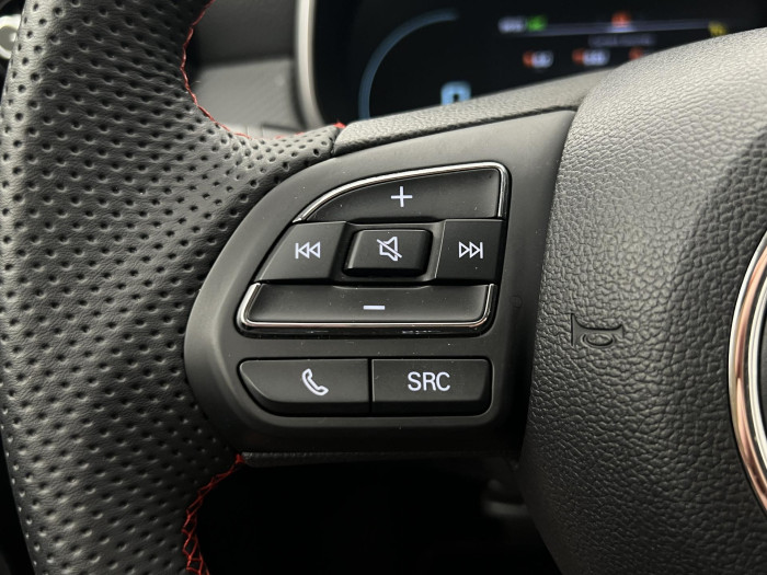 MG ZS 1.0T EXCLUSIVE AUT CZ 1.maj. 1.0 Exclusive