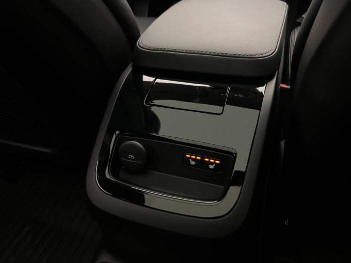 Volvo V90 T6 AWD RECHARGE PLUS DARK AUT