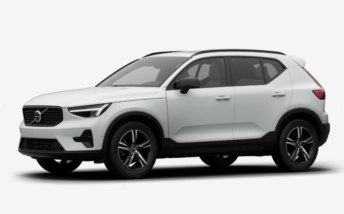 Volvo XC40 B3 AUT DARK PLUS