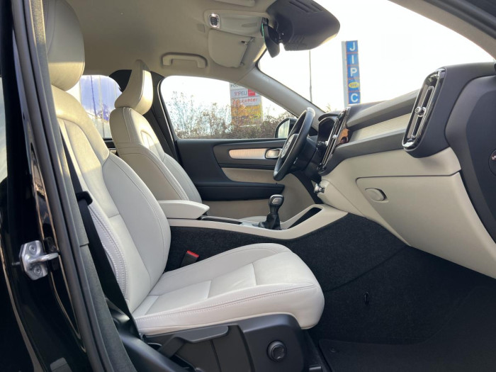 Volvo XC40 T3 MOMENTUM 1.maj. 1.5 Momentum