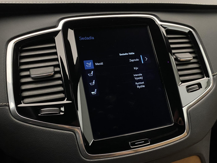 Volvo XC90 D5 AWD INSCRIPTION REZERVACE 2.0 d