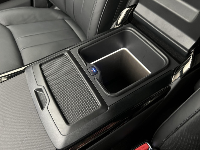 Land Rover Range Rover Sport P550e AUTOBIOGRAPHY REZERVACE