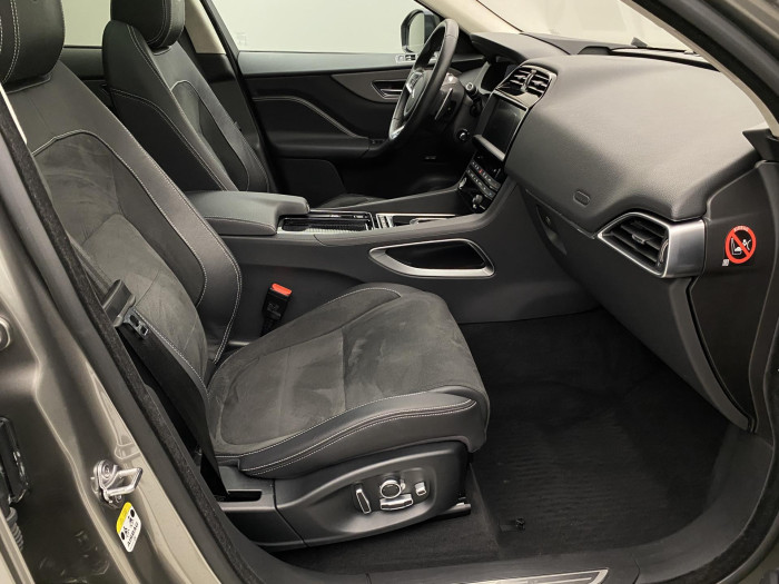 Jaguar F-Pace 30d S AWD AUT CZ REZERVACE 3.0 d