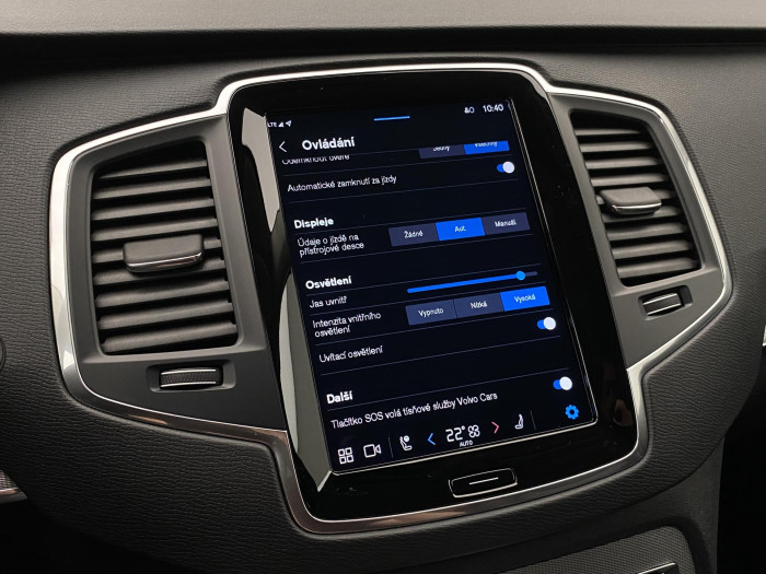 Volvo XC90 T8 AWD RECHARGE CORE 7míst