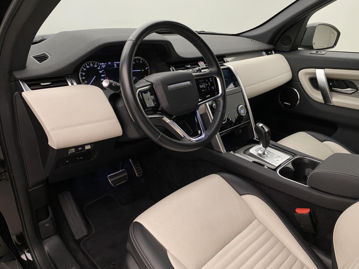 Land Rover Discovery Sport D200 AWD R-DYNAMIC REZERVACE 2.0 d Dynamic