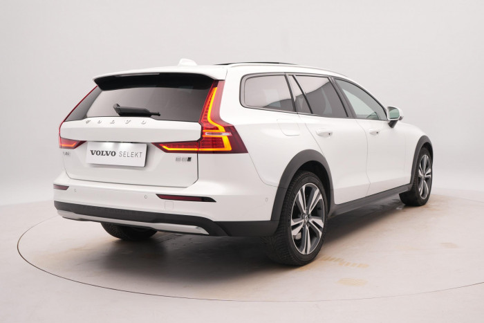 Volvo V60 CC B5 AWD ULTIMATE AUT 1.maj. 2.0 CC CC