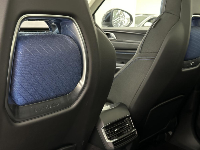 Lynk & Co 01 PHEV DCT AUT 1.maj.