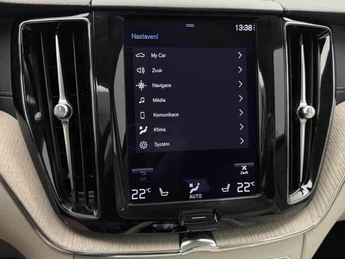 Volvo XC60 T6 AWD RECHARGE INSCRIPTION