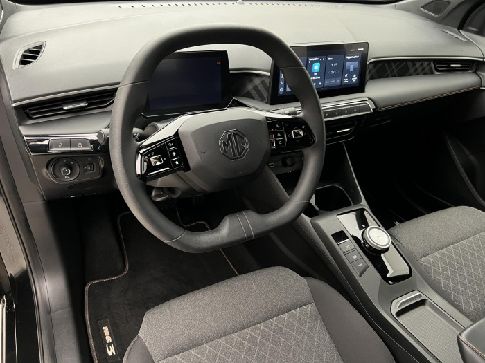 MG MG3 1.5 EMOTION Hybrid+ AUT CZ