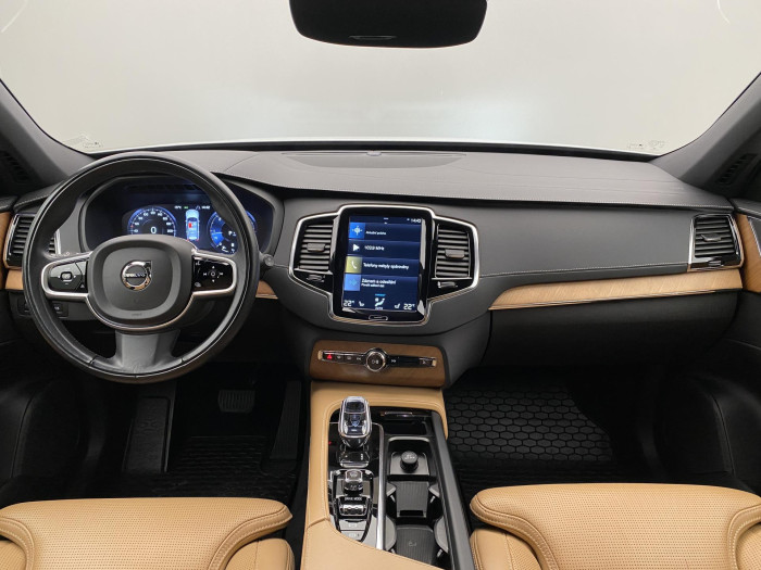 Volvo XC90 B5 AWD INSCRIPION AUT CZ