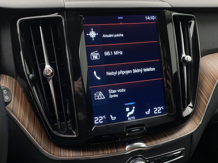 Volvo XC60 D3 AWD MOMENTUM AUT CZ 2.0 d Momentum