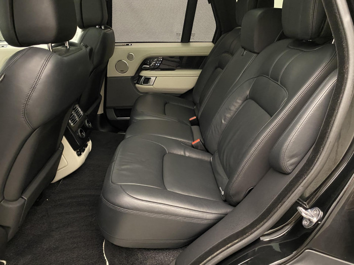 Land Rover Range Rover SDV8 AWD REZERVACE