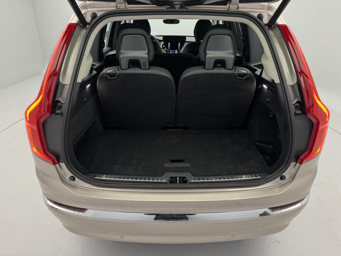 Volvo XC90 B5 AWD AUT BRIGHT PLUS 7-míst