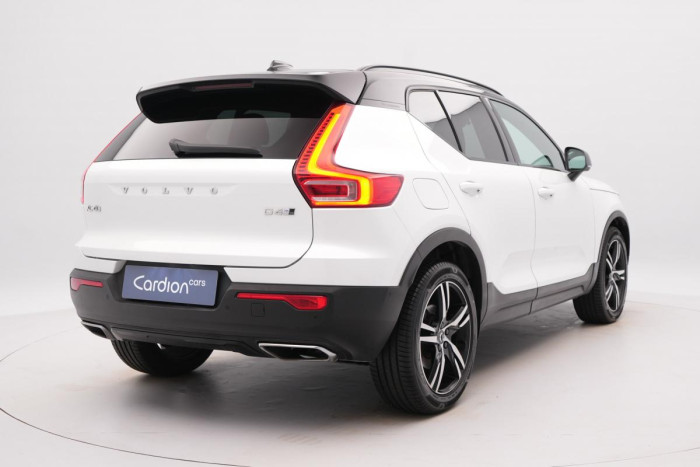 Volvo XC40 D4 AWD R-DESIGN AUT 2.0 d