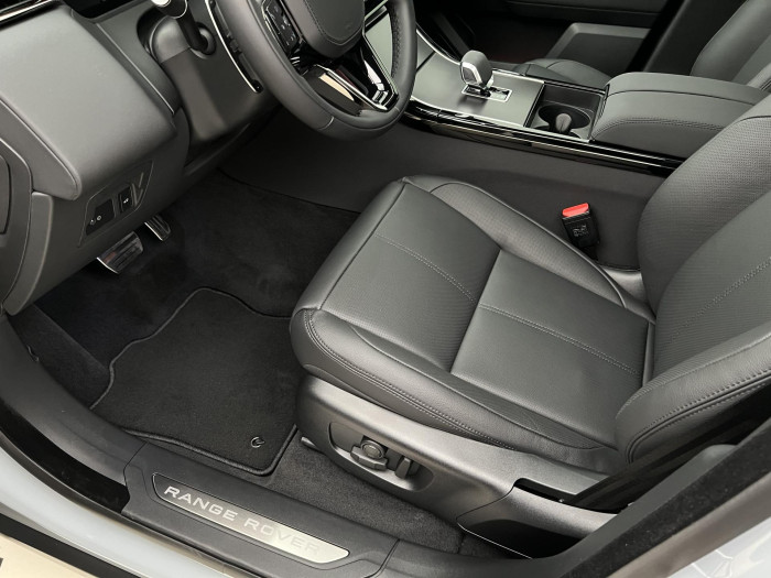 Land Rover Range Rover Velar D300 DYNAMIC SE AWD Aut 3.0 d Dynamic SE