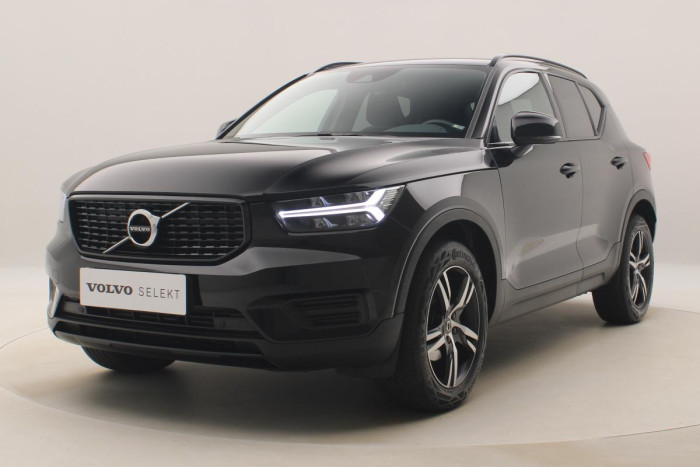Volvo XC40 T3 R-DESIGN AUT REZERVACE