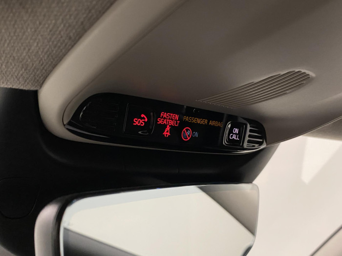 Volvo XC40 B4 AWD MOMENTUM PRO AUT 1.maj 2.0 Momentum