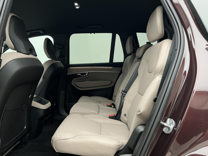Volvo XC90 B5 AWD DARK PLUS AUT