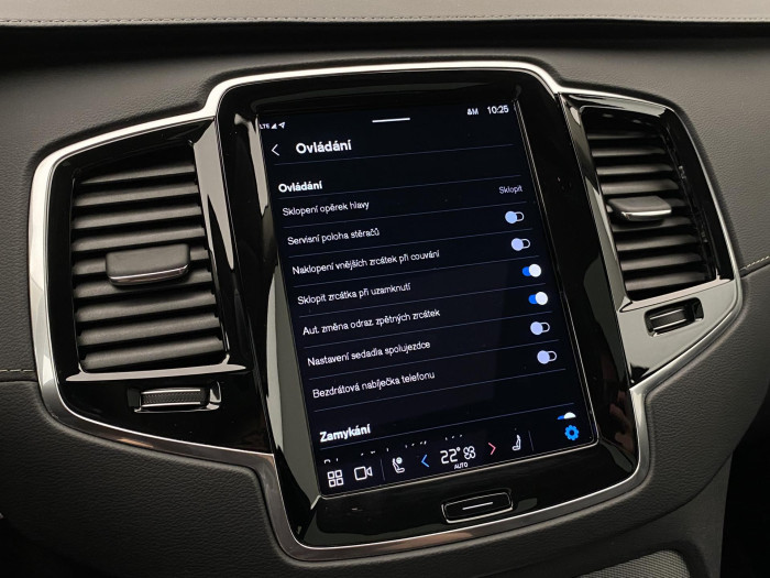 Volvo XC90 T8 AWD RECHARGE PLUS DARK AUT