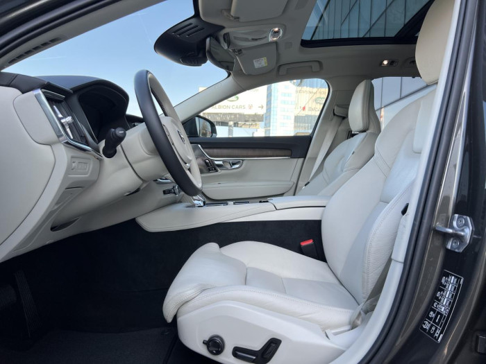 Volvo V90 T8 AWD INSCRIPTION RECHARGE