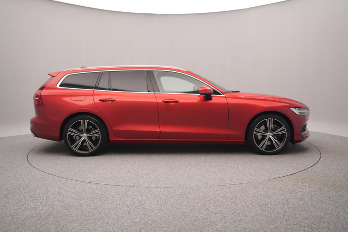 Volvo V60 T8 AWD RECHARGE INSCRIPTION