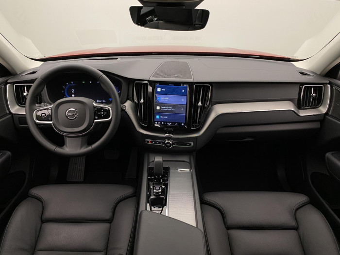 Volvo XC60 T8 AWD RECHARGE DARK ULTIMATE