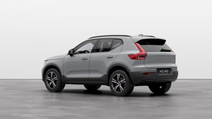 Volvo XC40 B3 AUT DARK PLUS