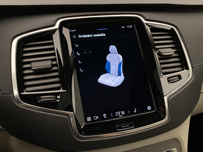 Volvo XC90 T8 AWD ULTRA DARK AUT CZ 7m