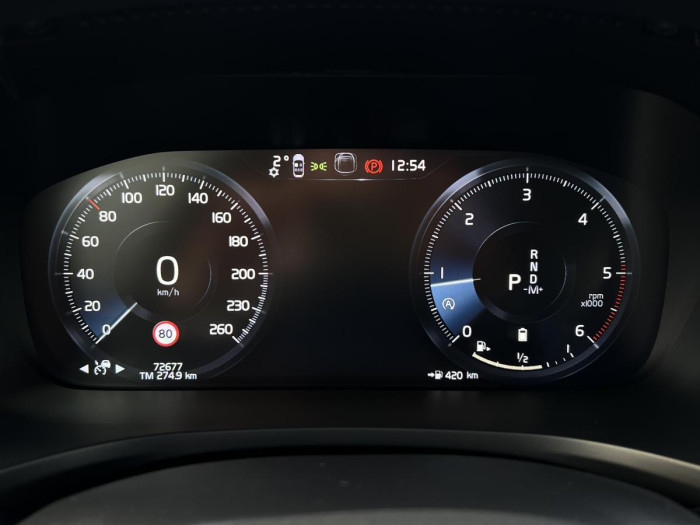 Volvo V60 CROSS COUNTRY B4 AWD Aut 1.maj