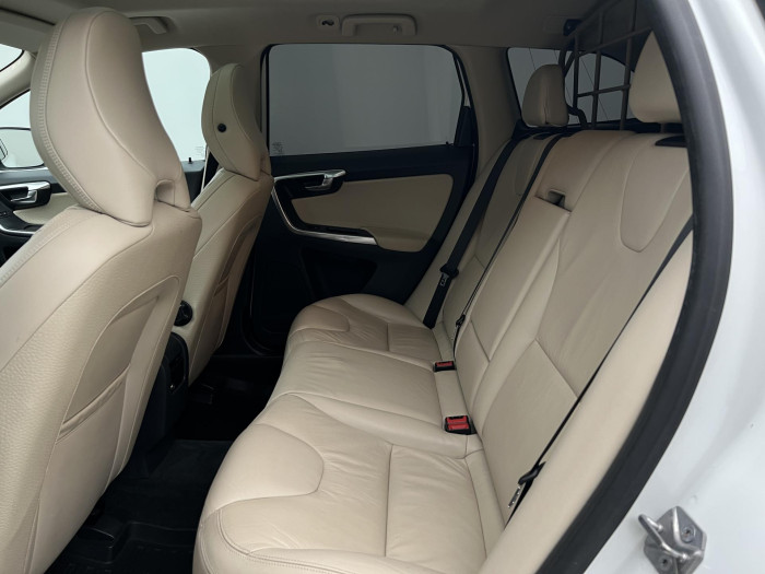 Volvo XC60 D4 AWD SUMMUM 2.4 d Summum