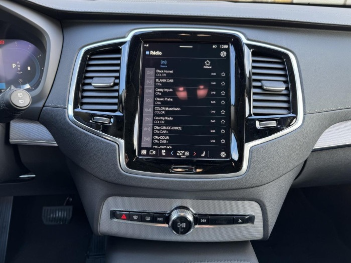 Volvo XC90 B5 AWD AUT BRIGHT PLUS 7-míst 2.0 Plus