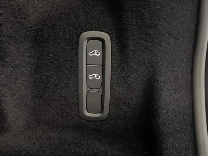 Volvo XC60 T8 AWD RECHARGE BRIGHT PLUS