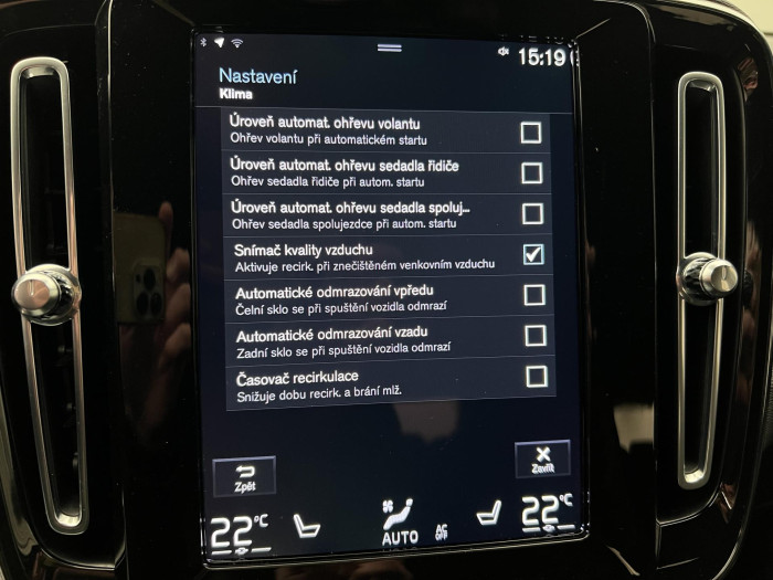 Volvo XC40 D4 AWD R-DESIGN AUT CZ 2.0 d