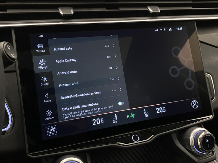 Lynk & Co 01 PHEV DCT AUT REZERVACE