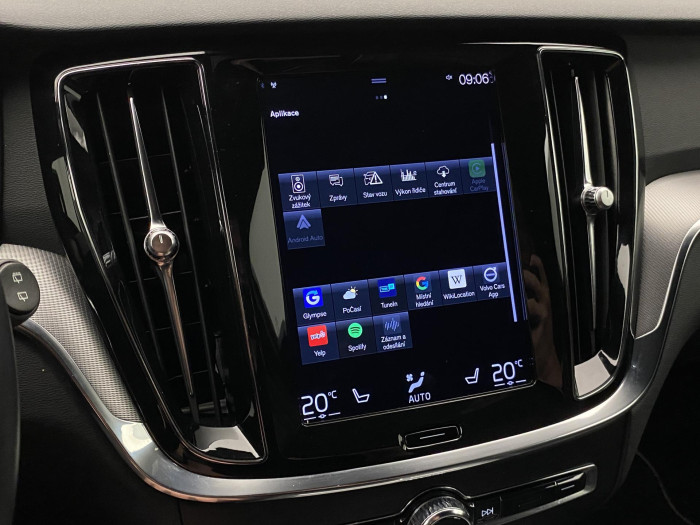 Volvo V60 B5 R-DESIGN AUT CZ