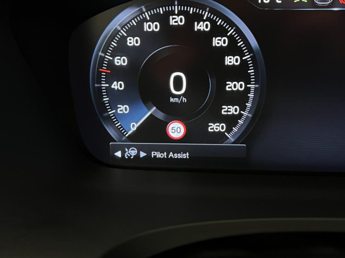 Volvo V90 B4 MOMENTUM AUT 1.maj. 2.0 Momentum