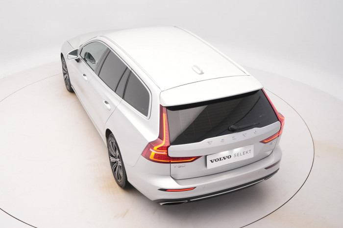 Volvo V60 B4 INSCRIPTION AUT REZERVACE