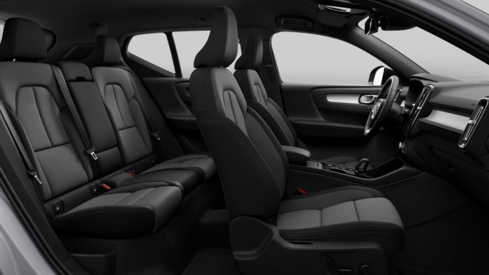 Volvo XC40 B3 AUT DARK PLUS 2.0 Plus