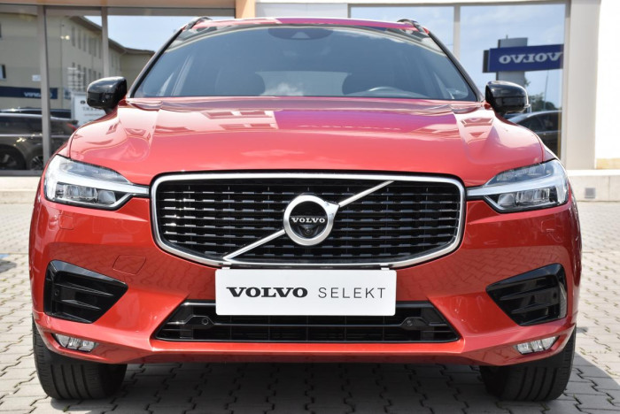 Volvo XC60 B5 AWD R-Design AUT 1.maj.