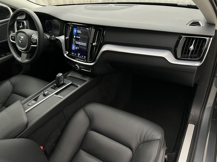Volvo V60 B3 MOMENTUM AUT 1.maj. 2.0 Momentum