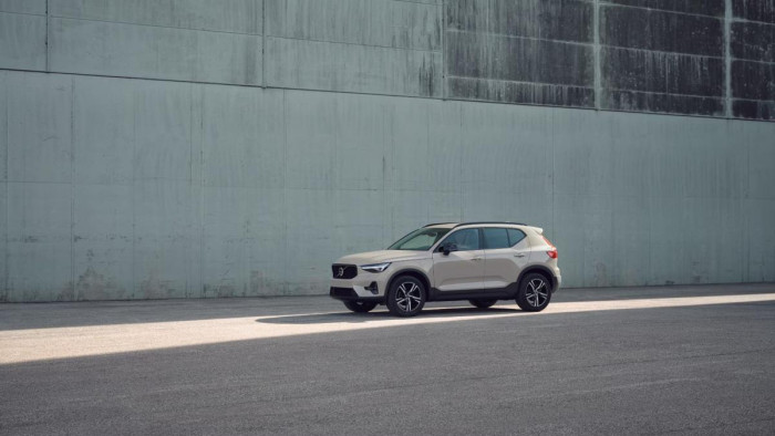 Volvo XC40 B3 AUT DARK PLUS