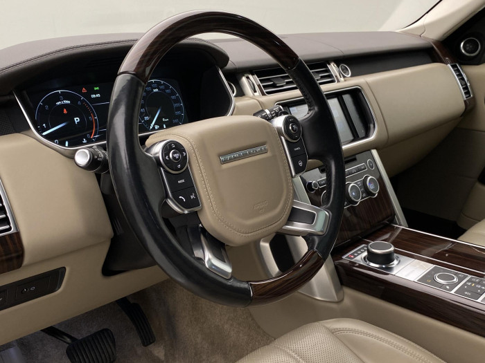 Land Rover Range Rover 4.4 TDV8 VOGUE AWD AUT