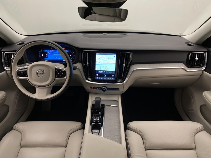 Volvo S60 B5 AWD DARK PLUS AUT CZ