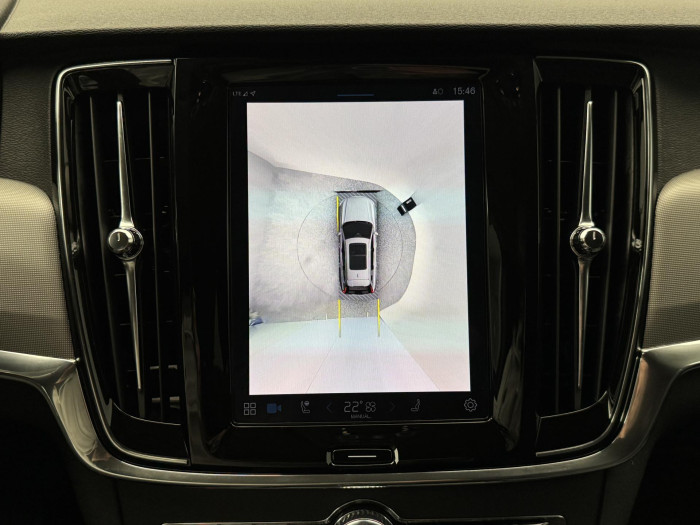 Volvo V90 T6 AWD RECHARGE DARK 1.maj