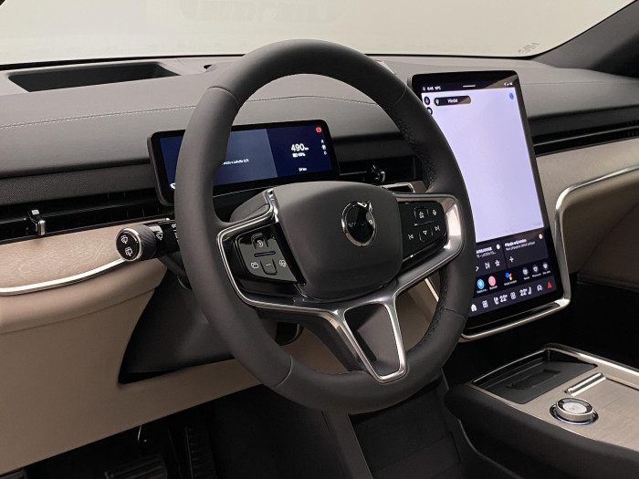 Volvo EX90 PURE ELECTRIC TWIN PLUS 7míst