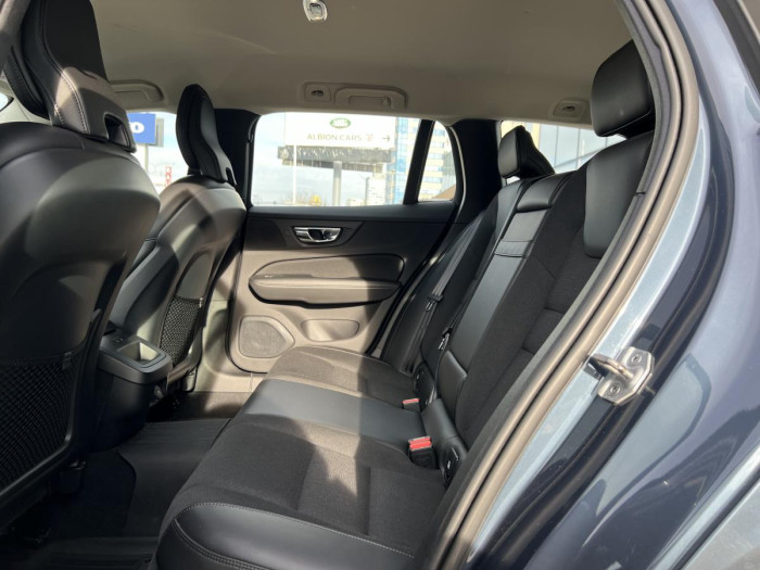 Volvo V60 B4 MOMENTUM Aut 1.maj. 2.0 Momentum