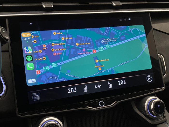 Lynk & Co 01 PHEV DCT AUT 1.maj